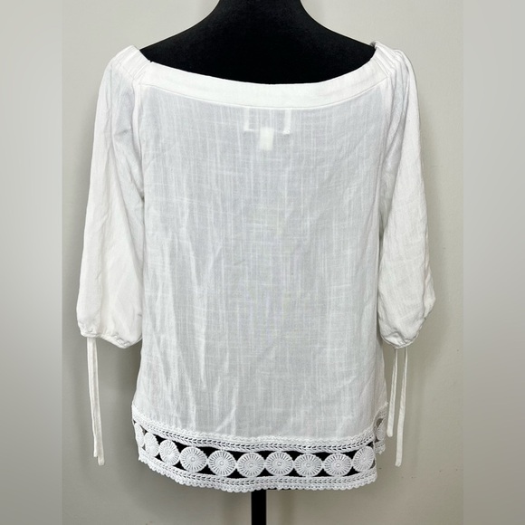 Anthropologie Greylin Akela White Off The Shoulder Top Half Sleeve small EUC - Picture 4 of 9